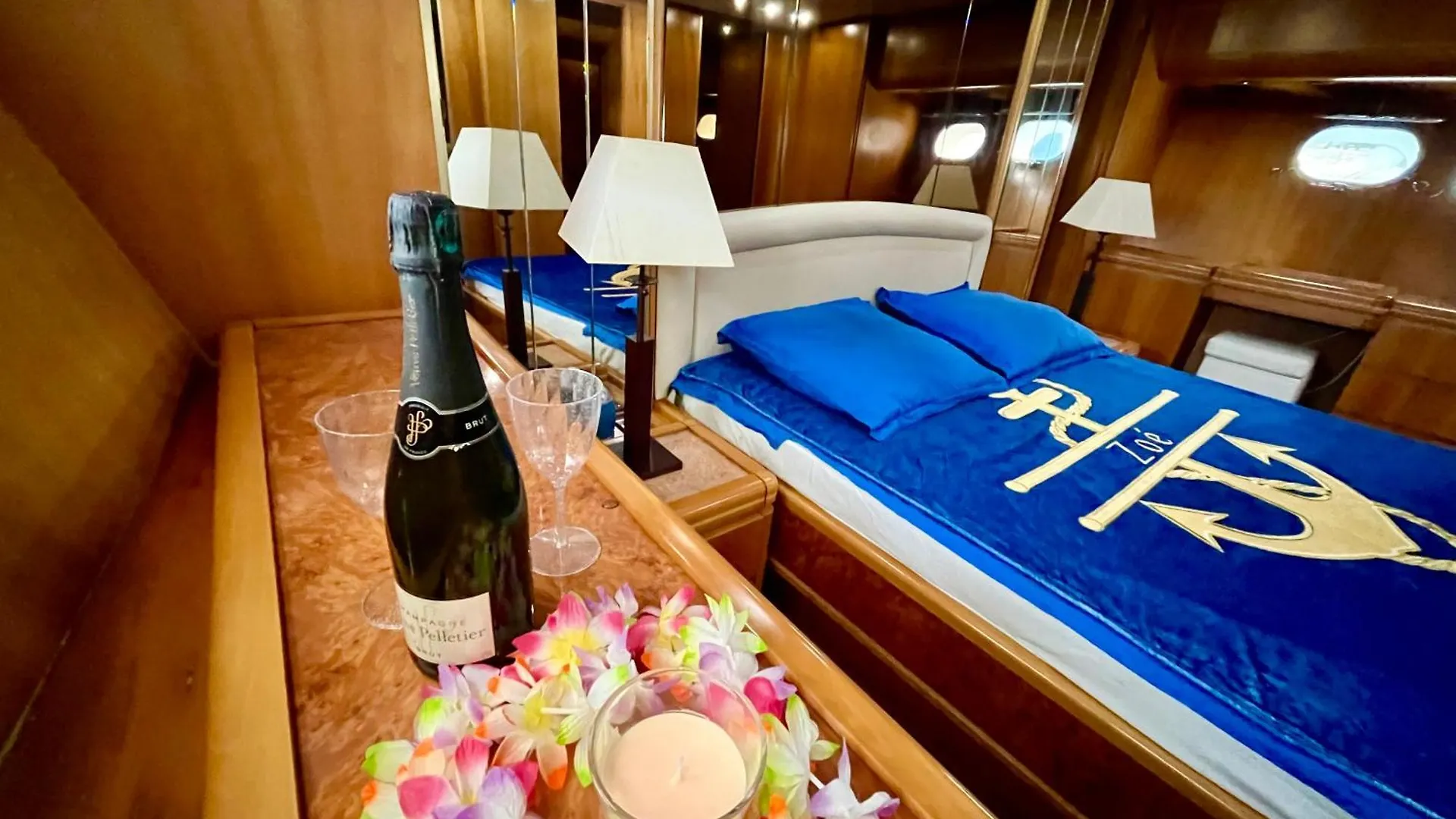 Hotel Yacht Marsiglia 0*,  Francia