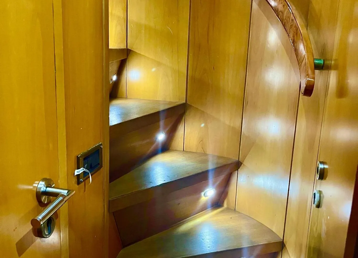 Yacht Marseille Otel