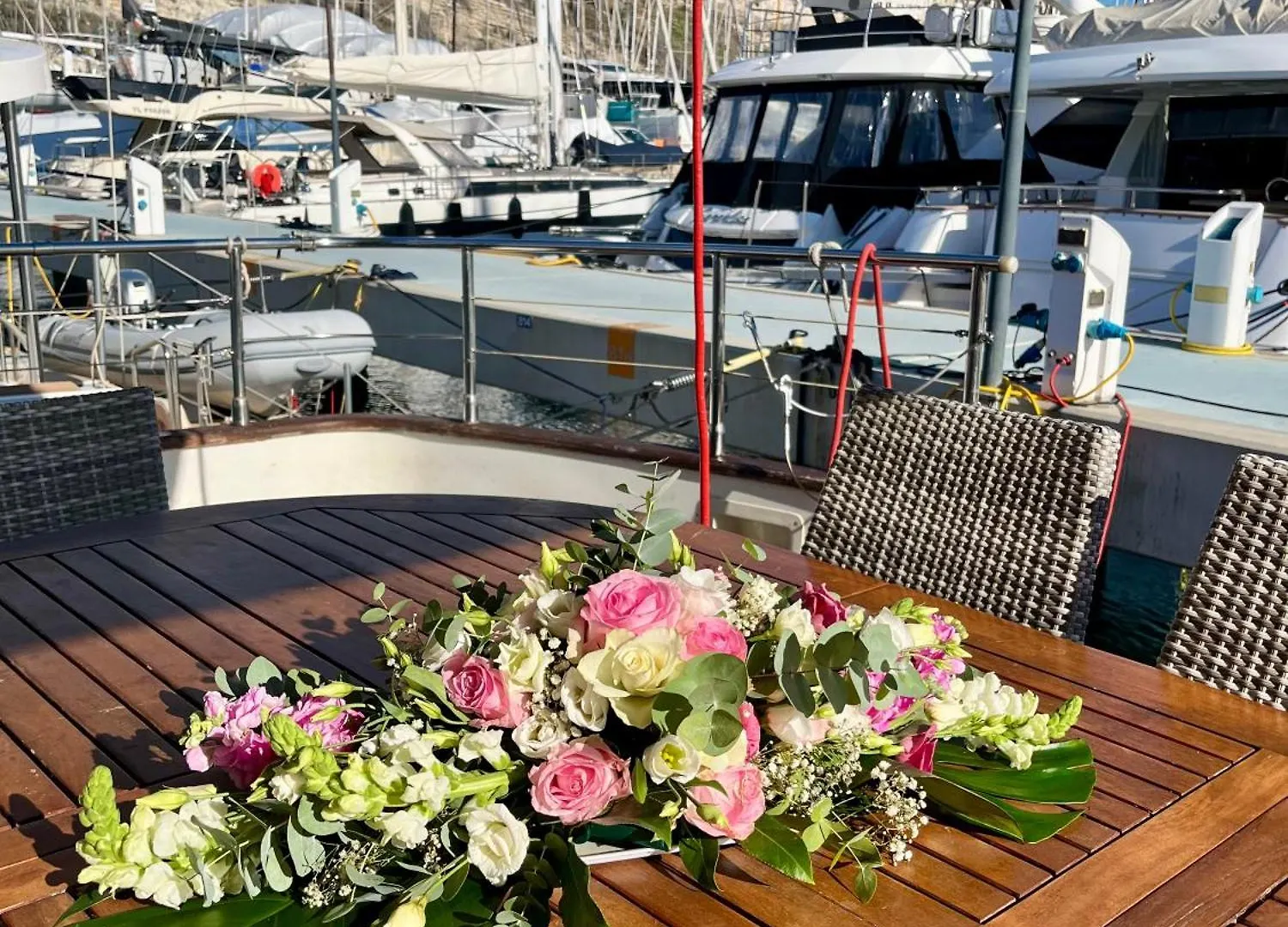 Yacht Marseille Otel